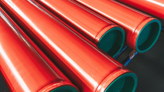 Plastic-coated composite steel pipe